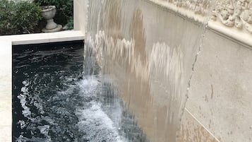 Enceinte de lâhĂ©bergement