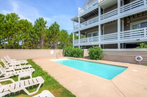 Outdoor pool, a heated pool - Oceanview Dog Friendly w/ Pool, Hot Tub, Elevator, Game Rooms, and Kitchenette (Salvo)