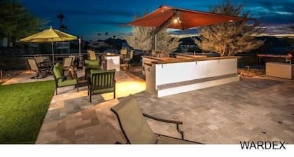 Luxury Estate in Prime Location w Panoramic views of Lake Havasu