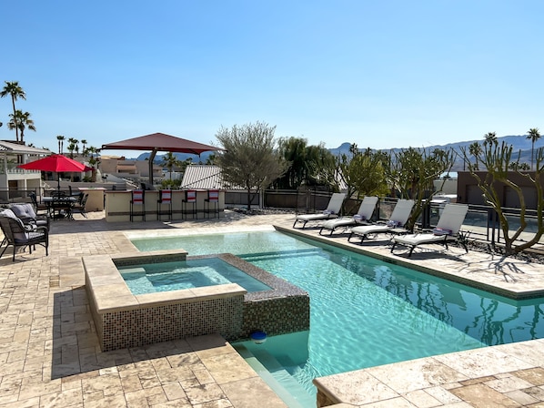 Outdoor pool, a heated pool