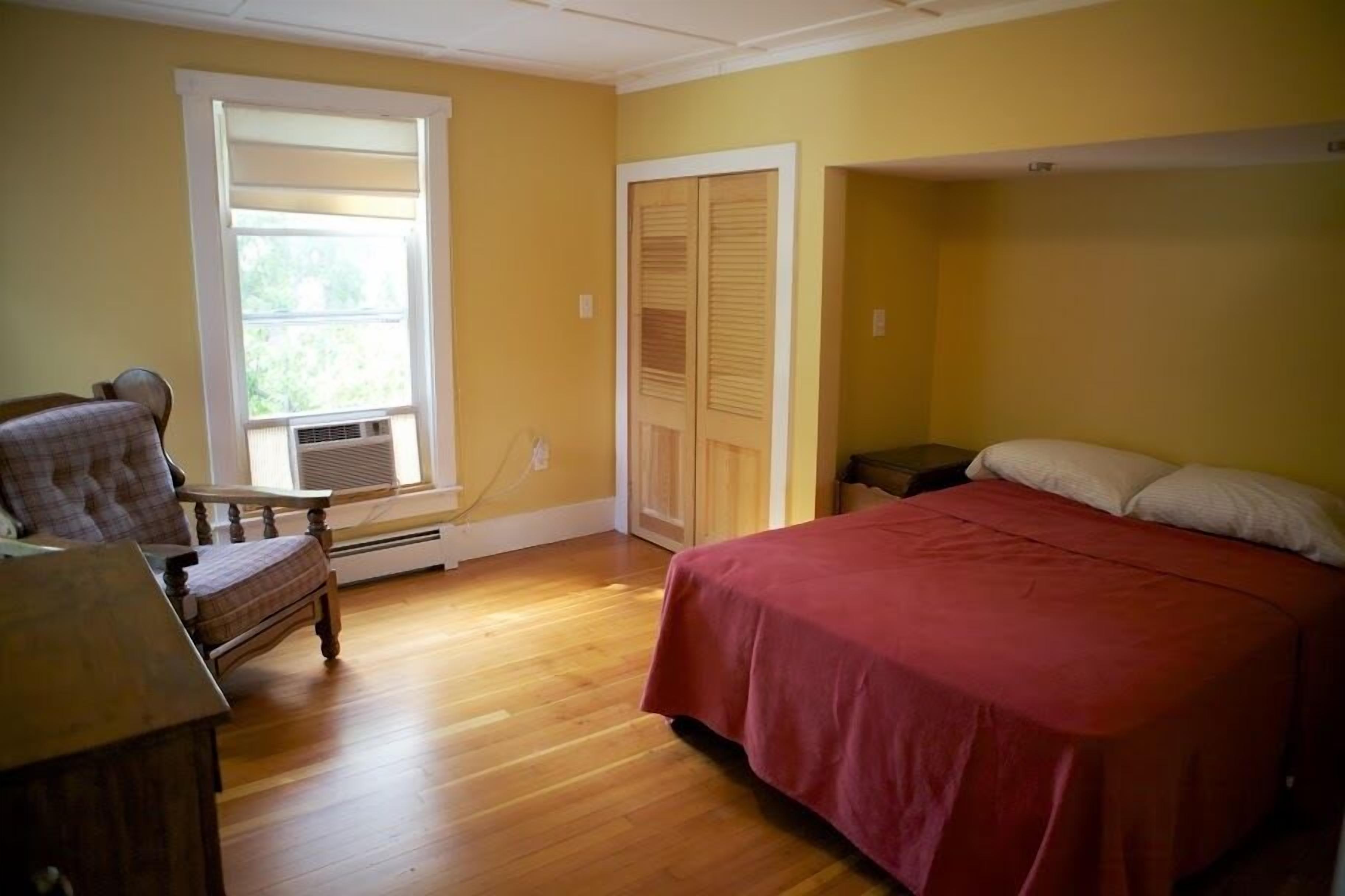 3 sovrum, strykjärn/strykbräda, wi-fi och sängkläder