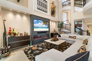 Fernseher, Kamin, Videospiele, Tischtennisplatte