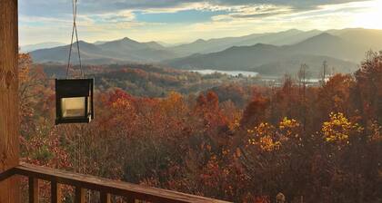 The Perch, Fantastic Mtn Lake View! Very clean, Dogs Welcome.
