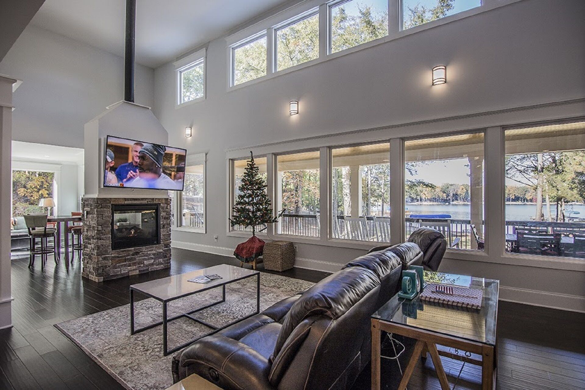 Smart TV, fireplace, video games, DVD player