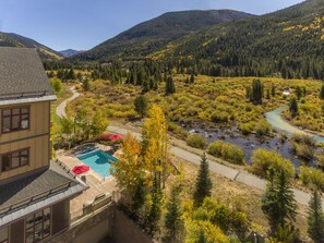 Outdoor pool, a heated pool