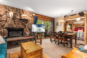 Interior - Cozy Log Cabin Condo, Ski-In, Hot Tub, Fireplace & Western Style. Sleeps 4. (Steamboat Springs)