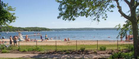 Sun-loungers, beach towels