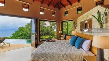 7 bedrooms, desk, iron/ironing board, free WiFi