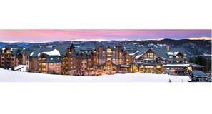 Exterior - One Bedroom Master ski in-out @ Grand Lodge on Peak7 (Breckenridge)