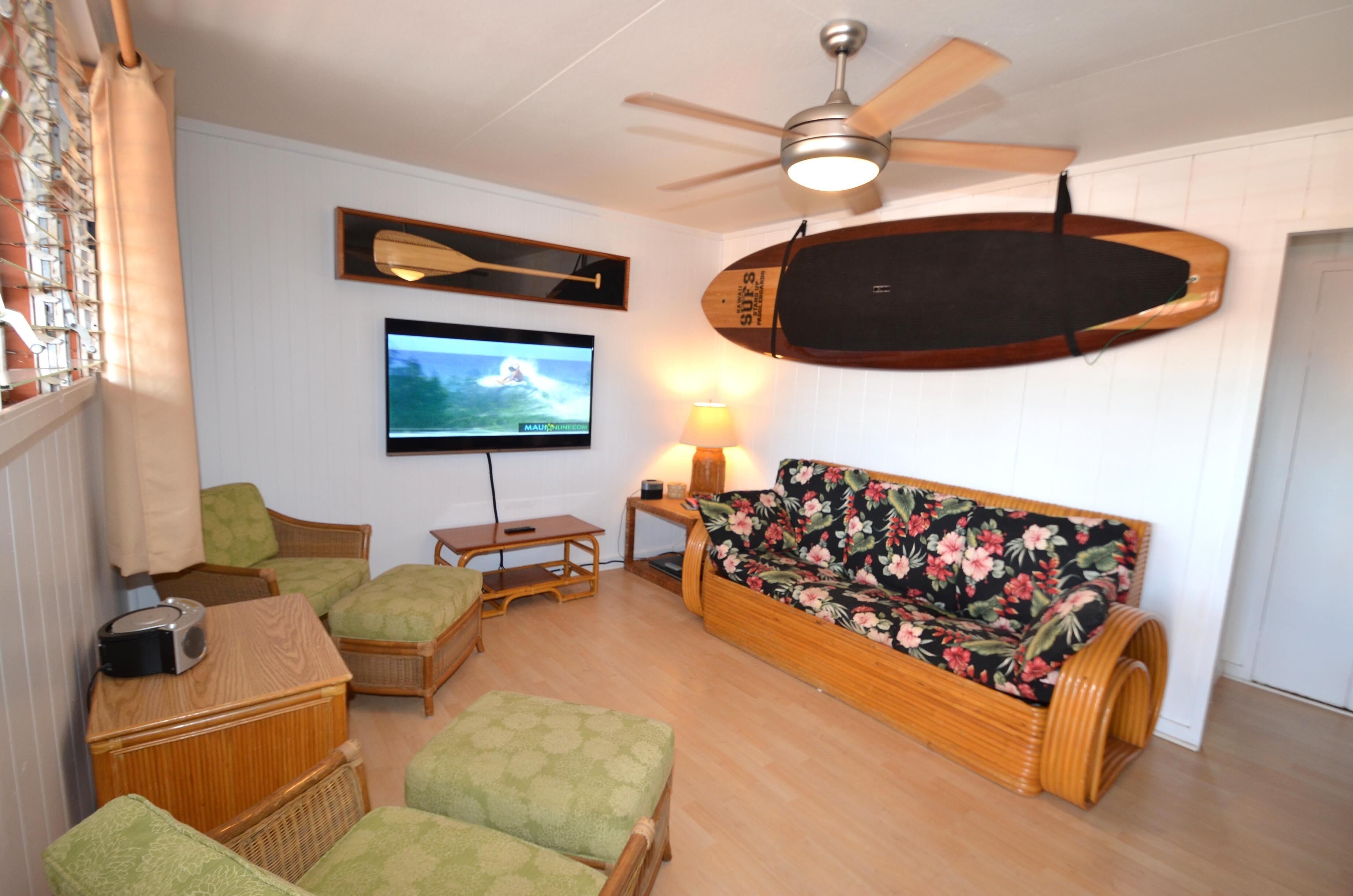 Smart-TV, DVD-Player, Stereoanlage