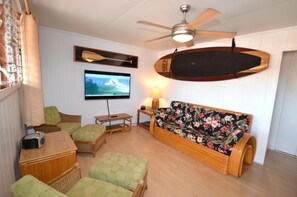 Smart-TV, DVD-spiller og stereoanlegg