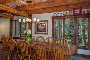 Dining - Falconhurst Estate a Tudor Manor in Mt. Shasta (Mt Shasta)