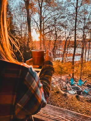 Property grounds - Lake Hartwell Lakefront Cabin w/ Private Dock | 4BR/4BA Family Getaway (Fair Play)