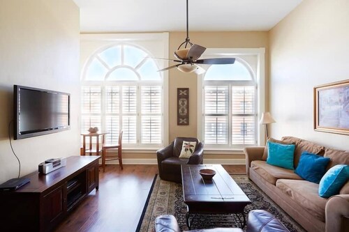 Telfair Loft 310: Nur wenige Schritte von der River Street und City Market. 