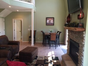 Smart-tv en een open haard