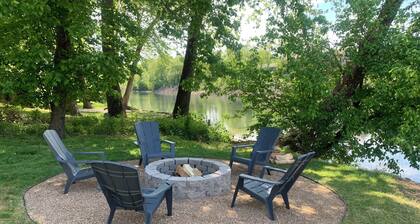 Lakefront Property Perfect For The Whole Family