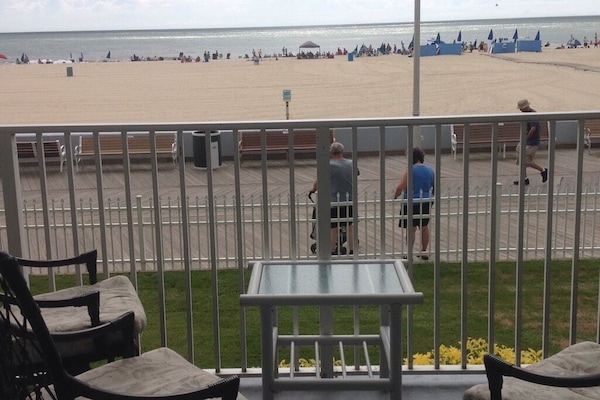 Plenty of balcony seating