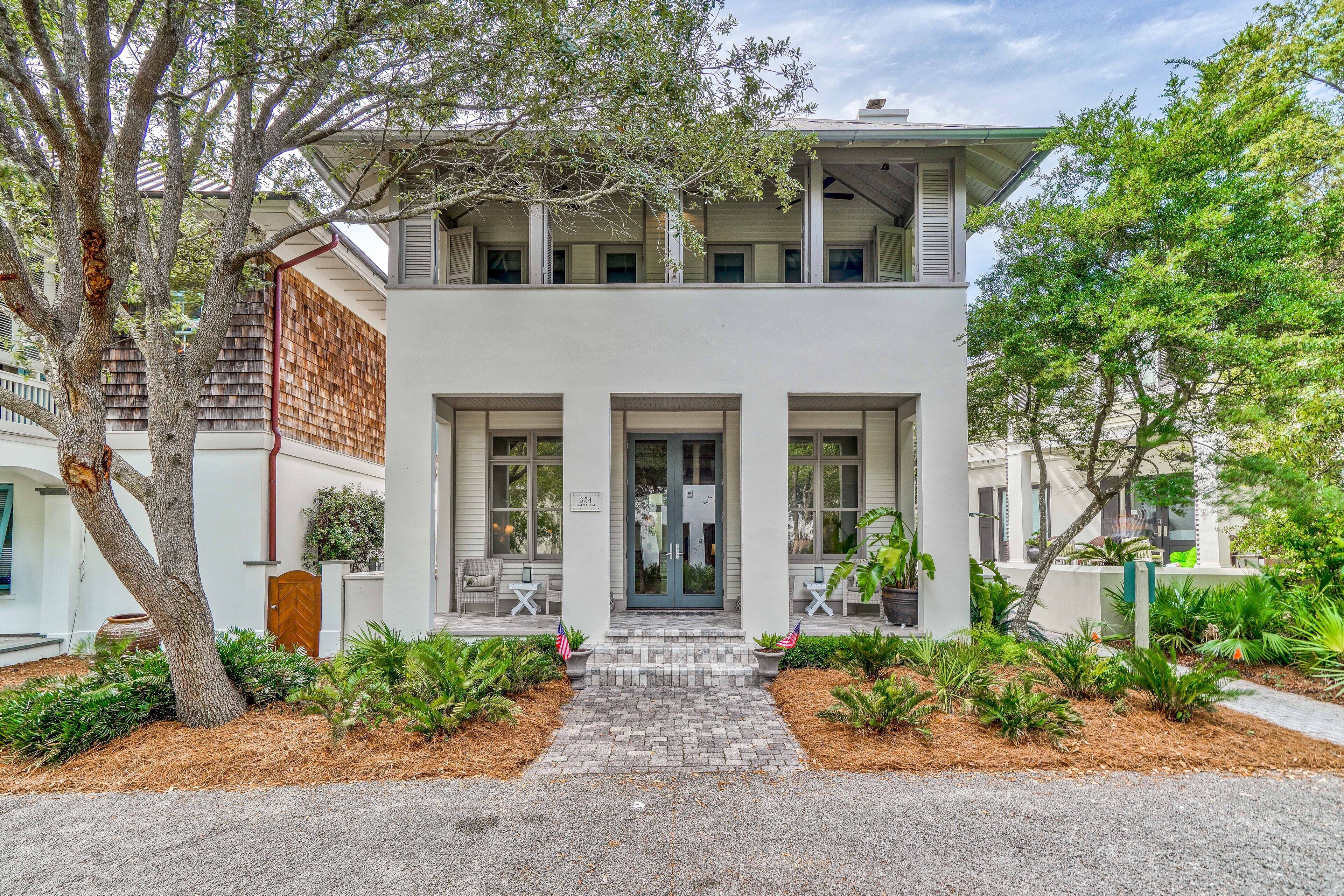 "Sea La Vie" 30A South Side Rosemary Beach Rental House 1 Min Walk to Beach!