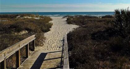 Villa avec vue sur l'océan et équipements de villégiature incroyables - à quelques pas de la plage !!!