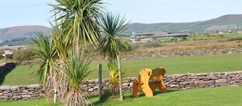 Seaside Irish Home Next to World Class Golf, Fishing & Hiking