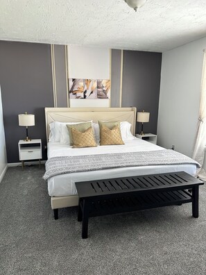 2 chambres, fer et planche à repasser, lit parapluie, Wi-Fi gratuit