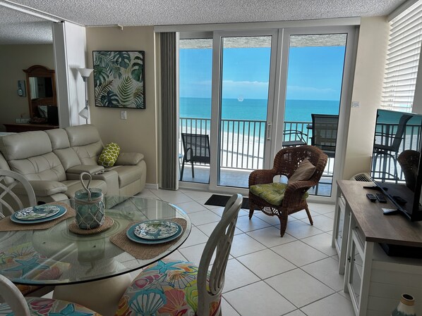 Älytelevisio, kirjoja