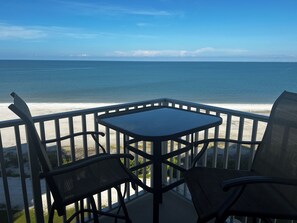 Property grounds - Estero Beach & Tennis, 9th Floor, Direct Gulf View!  Gorgeous Sunsets! On Beach! (Fort Myers Beach)