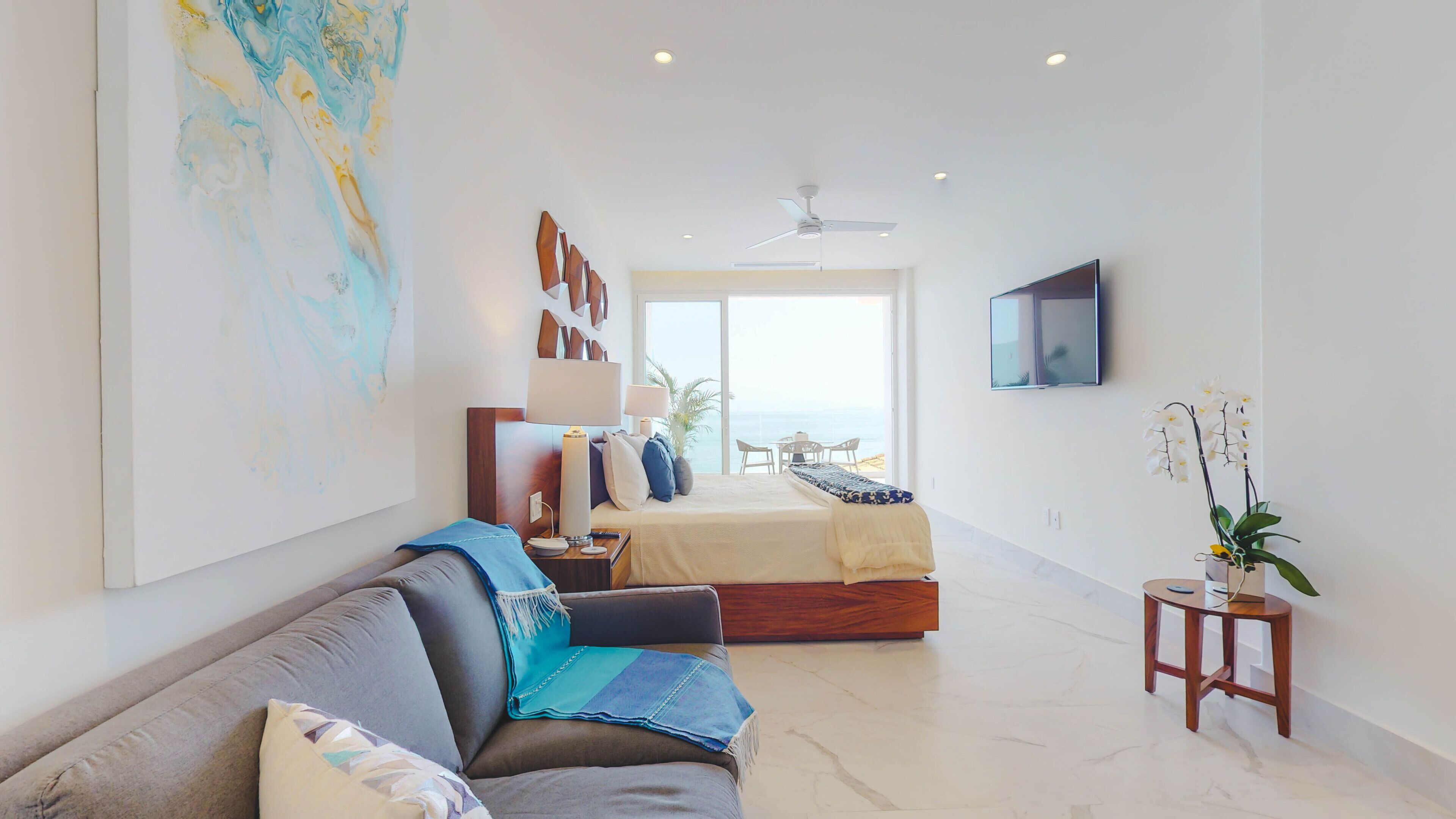 4 bedrooms, in-room safe, iron/ironing board, WiFi