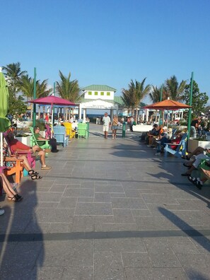 Estacionamiento en la propiedad 