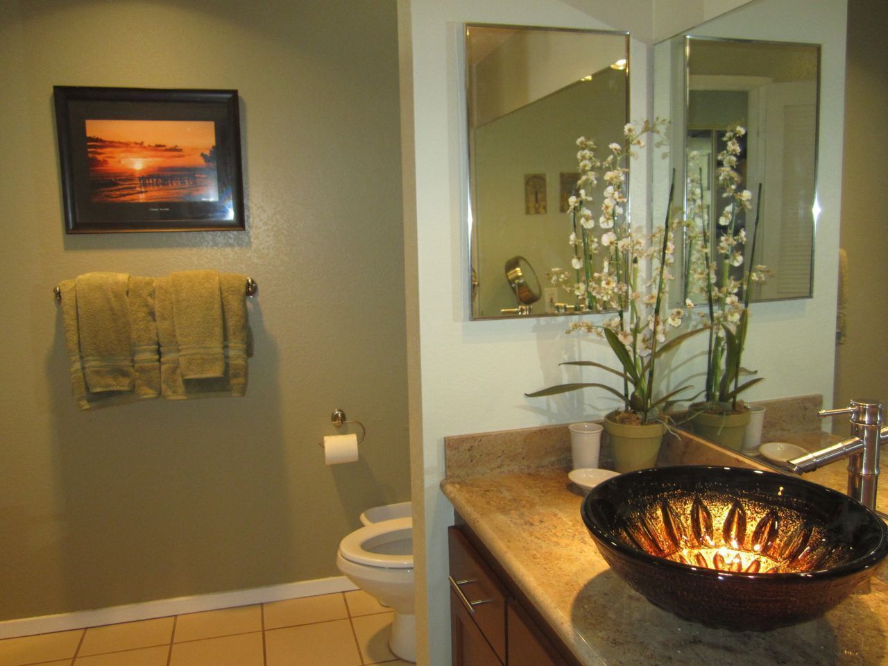 Combined shower/tub, hair dryer, towels, soap