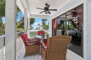 Outdoor dining - Anthony Beach Cottages - 49 Sunset Captiva (Captiva)