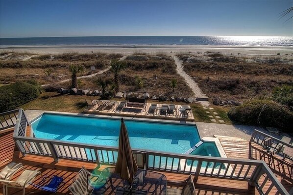Outdoor pool, a heated pool