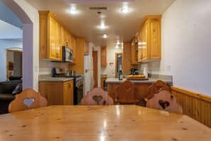 تناول الطعام