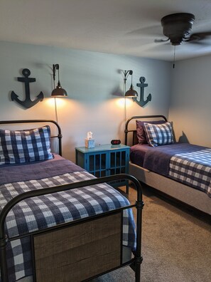 3 bedrooms, iron/ironing board, travel cot, free WiFi