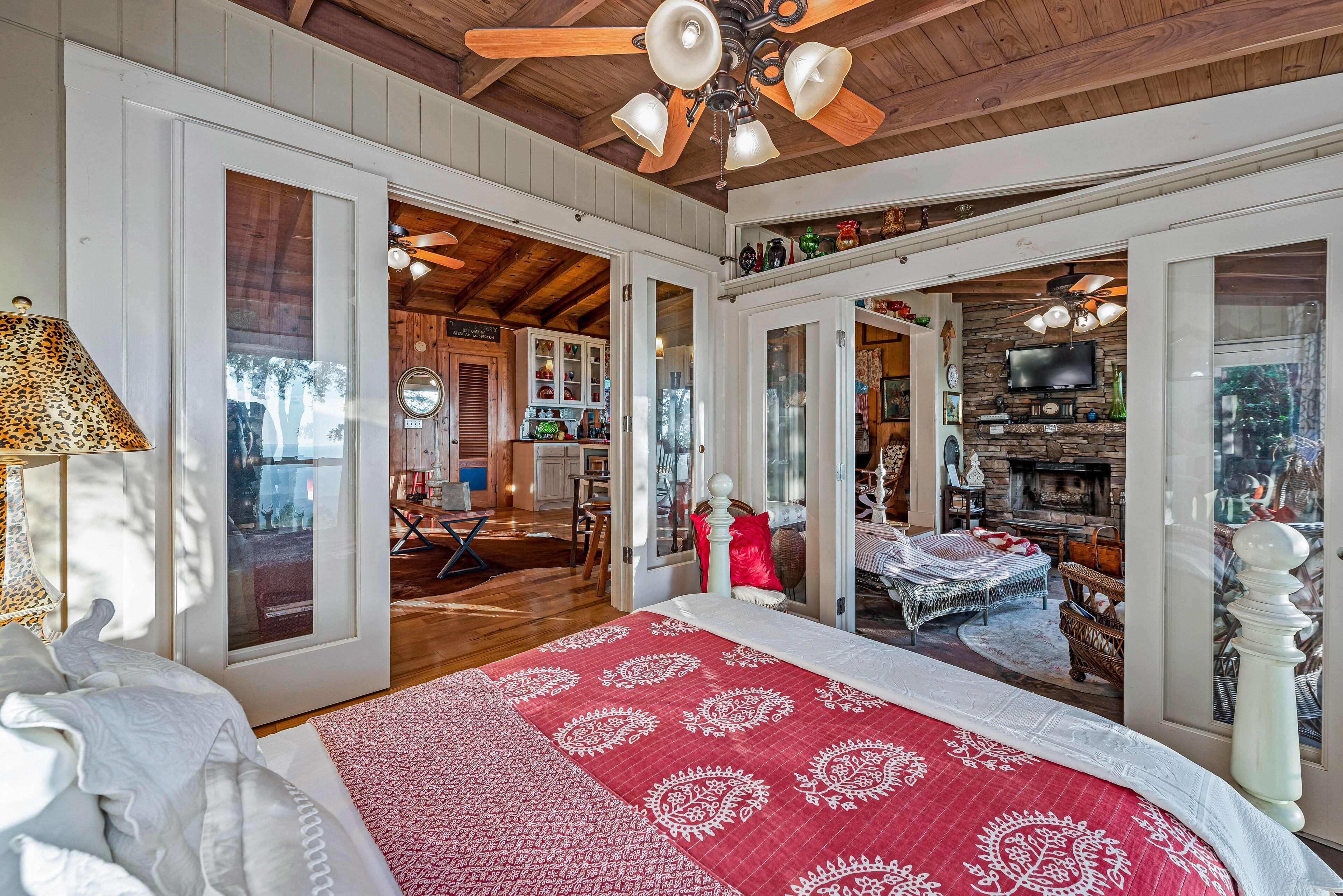 1 bedroom, iron/ironing board, bed sheets