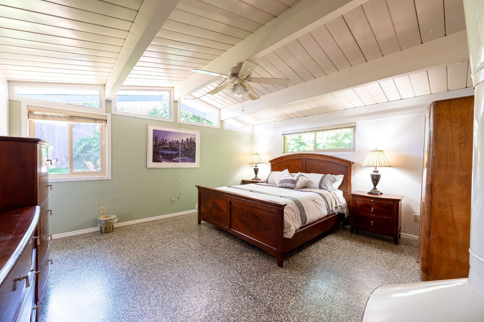 5 Schlafzimmer, Bügeleisen/Bügelbrett, Babybetten, WLAN