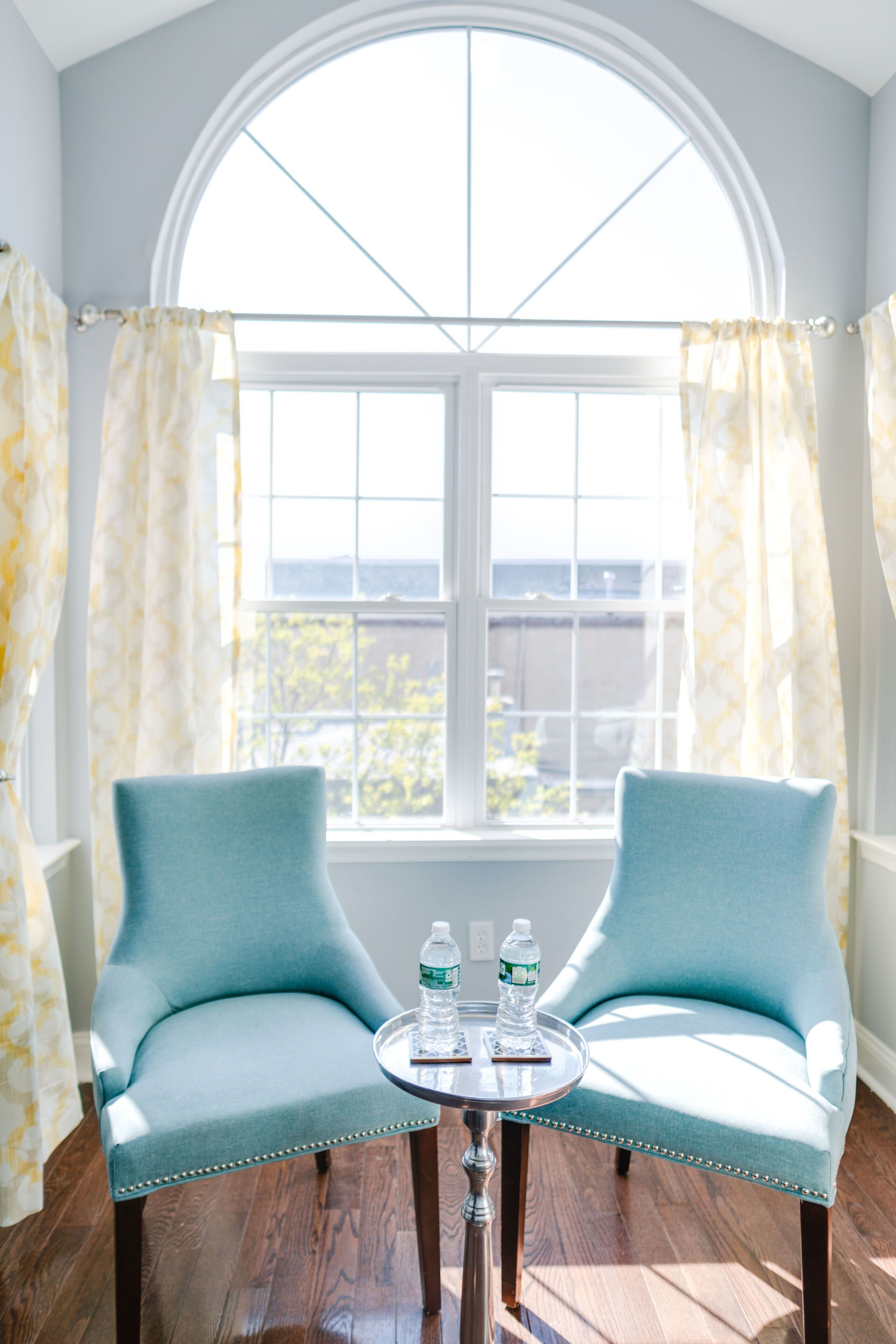 المنشأة من الداخل