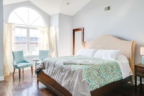 4 Schlafzimmer, Bügeleisen/Bügelbrett, Internetzugang, Bettwäsche