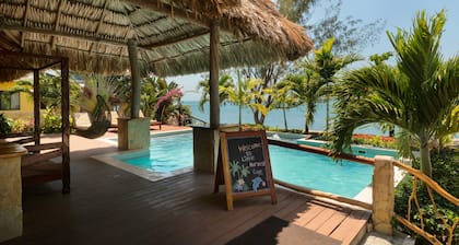 Exklusive Privatinsel mit 360-Grad-Blick auf den Ozean.