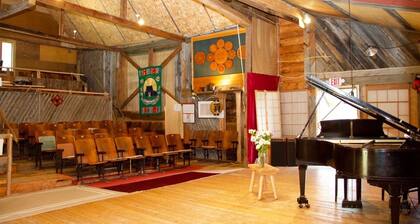 Cottage with a Vista