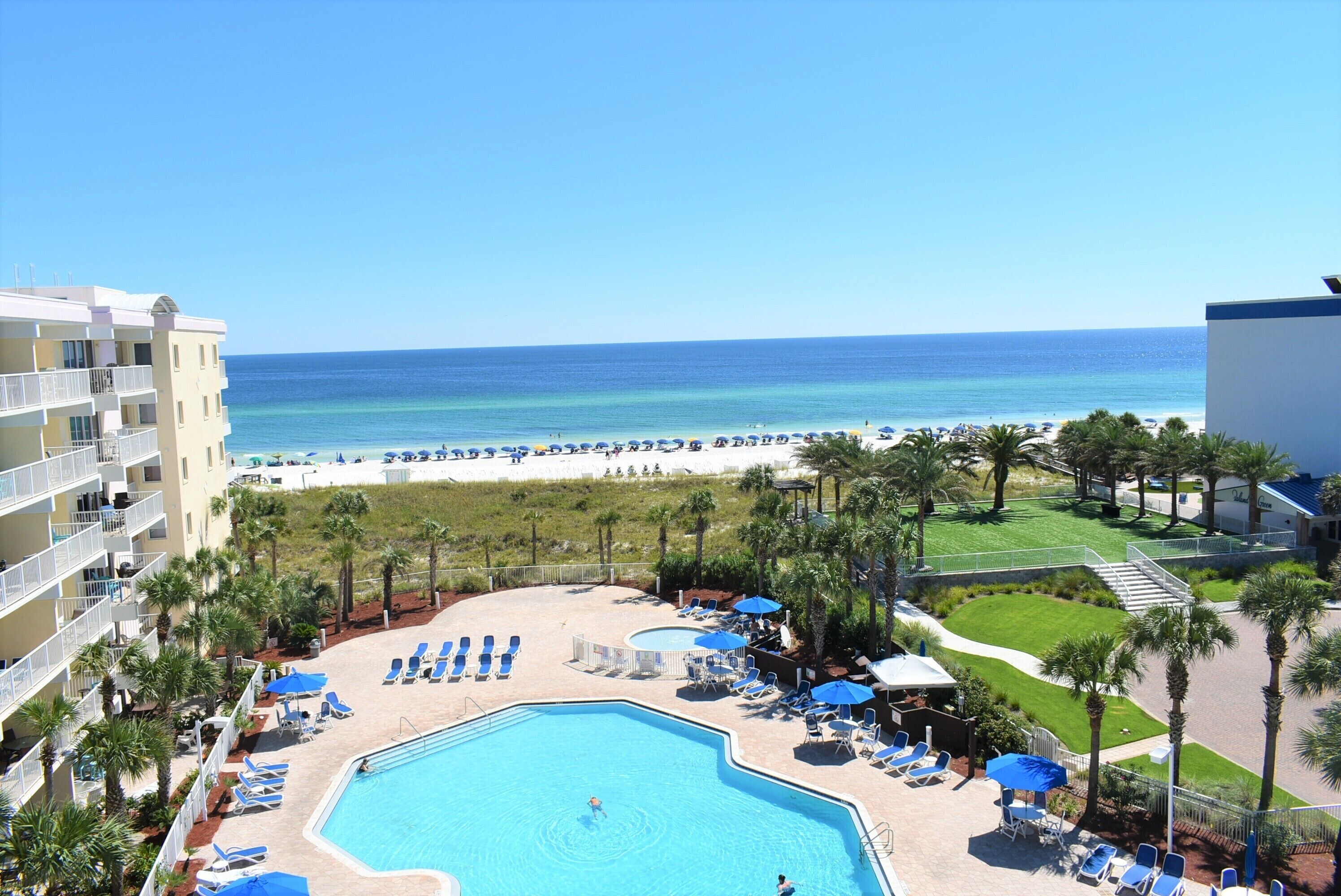 AMAZING OCEANRONT Penthouse Views! Destin West Gulf 611~FREE Beach Service!