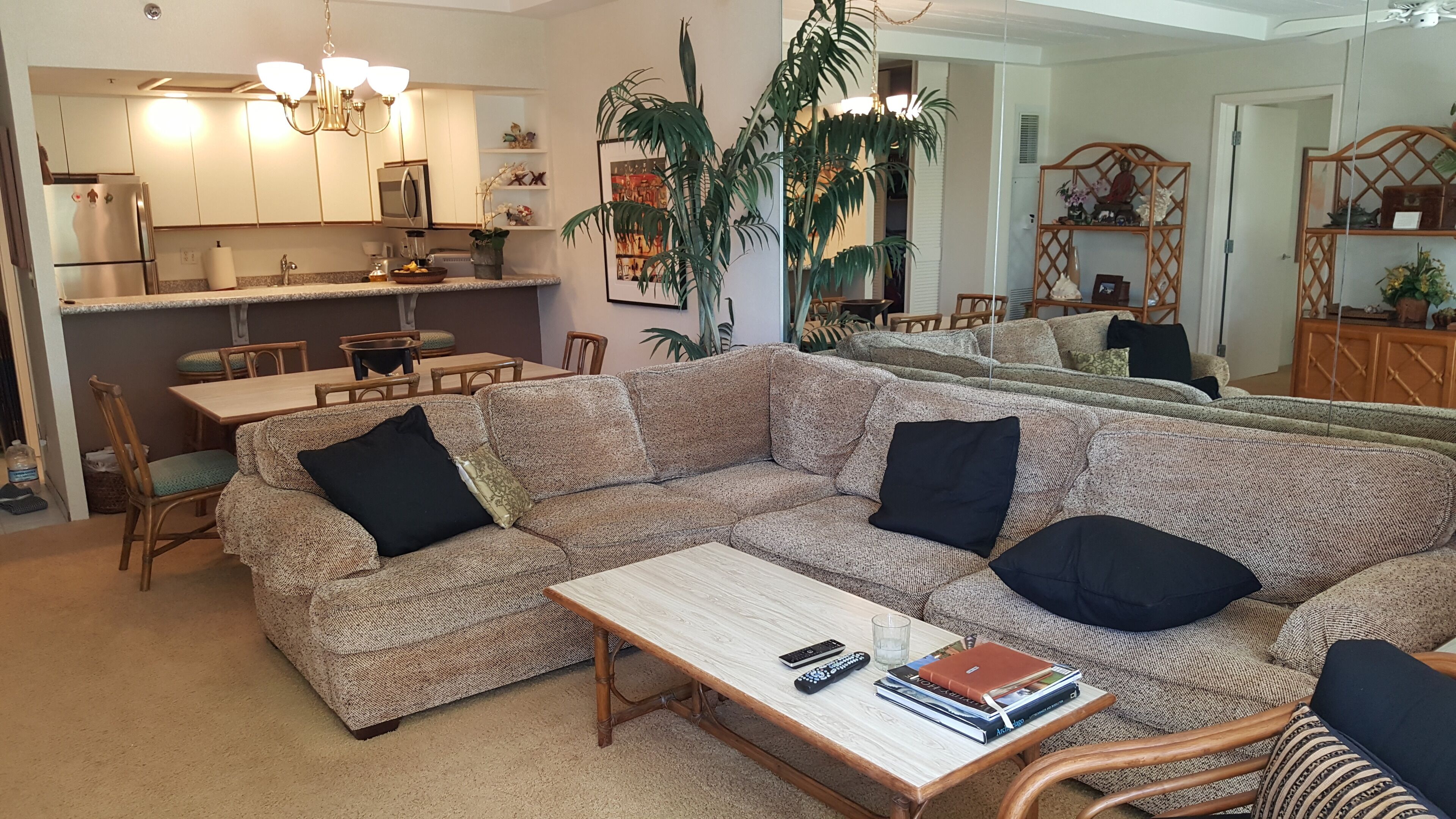 Smart TV, DVD player, stereo