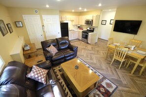 Smart TV, DVD player, books, stereo