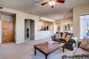 Smart TV, fireplace, DVD player, stereo