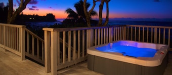Beachfront Luxury Home, Panoramic Ocean Views, Walk To Tunnels Beach TVNCU-1214