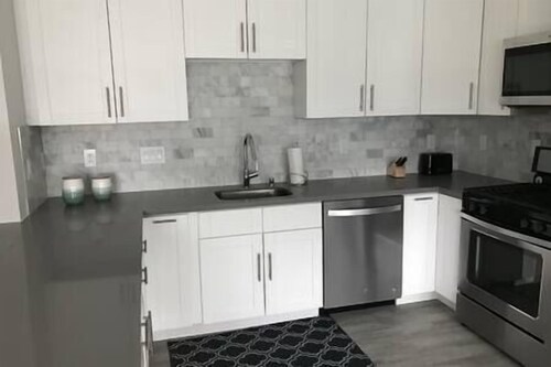 Sleek Sonoma 2BR Condo Retreat