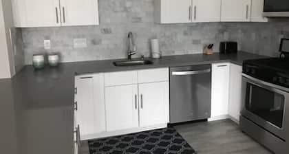 Sleek Sonoma 2BR Condo Retreat