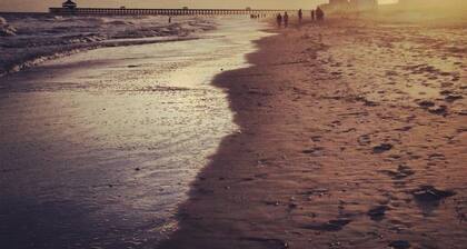 Adorable Cottage Folly Beach! 1 bloc de la plage! Super Location! Wifi gratuit!