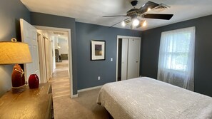 5 habitaciones, tabla de planchar con plancha y wifi gratis 