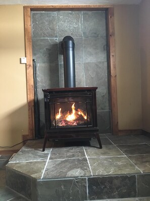 Interior - Beautiful Driggs cabin w/ spectacular Teton views near Grand Targhee Ski resort! (Driggs)